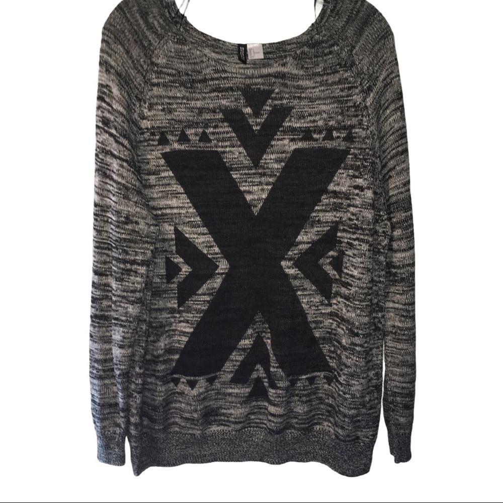 3/$21 Divided Long Sleeve Tunic